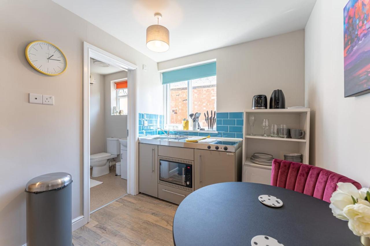 Superb One Bedroom Apartment In Coventry Cv1 *New* Екстер'єр фото